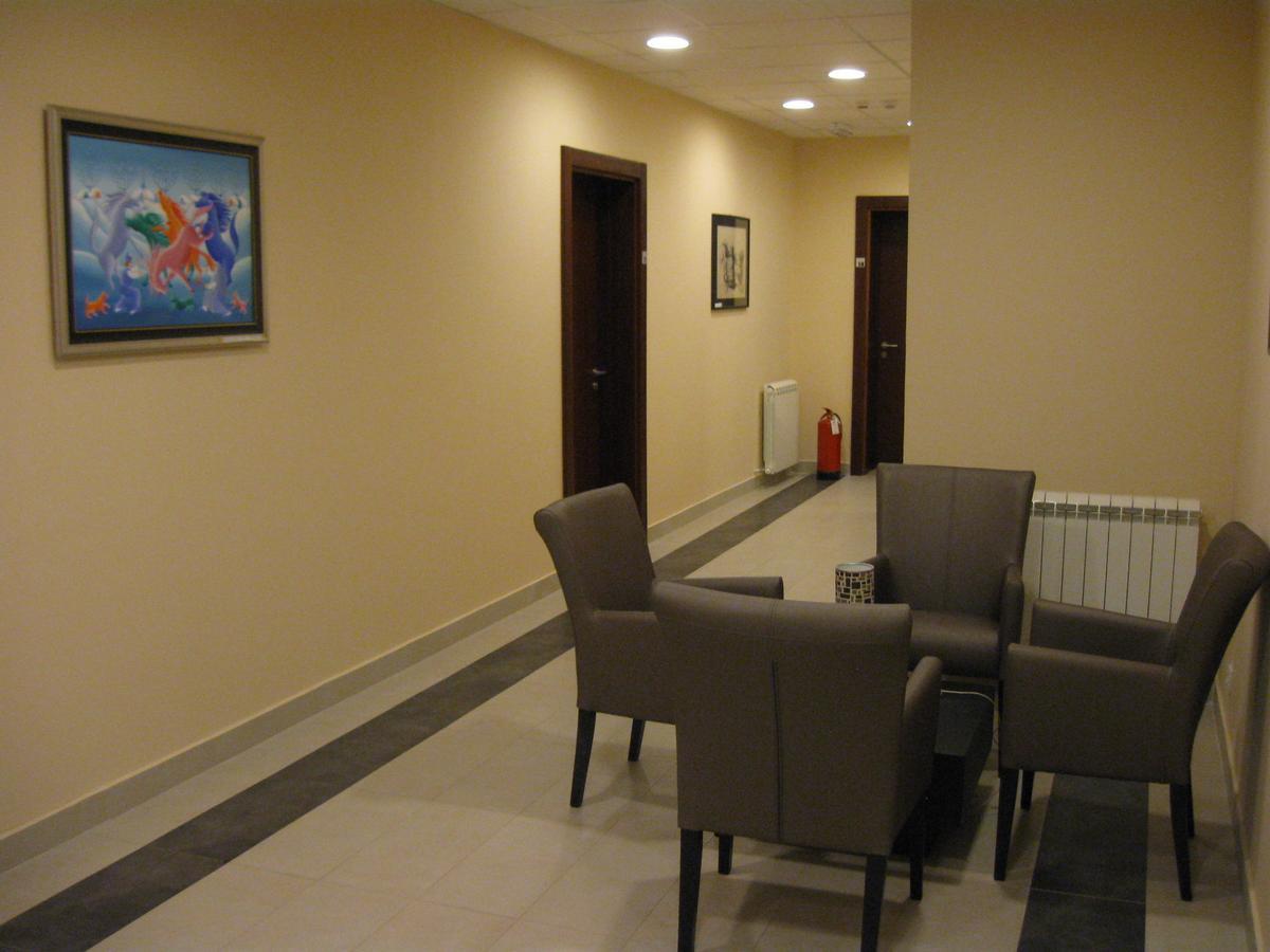 באצ'קה טופולה Kastel Hotel מראה חיצוני תמונה